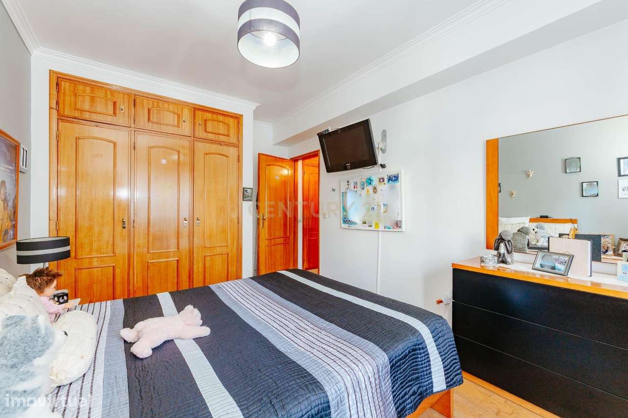 Apartamento T3 em Lisboa, Sintra - Tapada das Mercês - Grande imagem: 2/36
