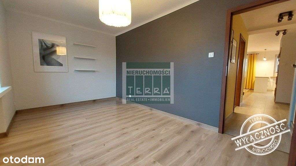 Trzypokojowe z balkonem w centrum miasta-7