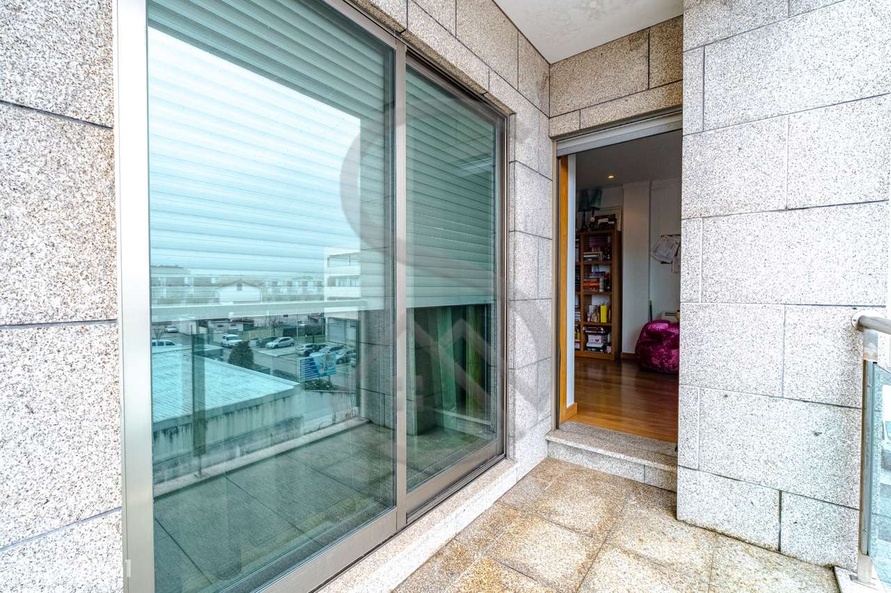 Apartamento T3 de Luxo em Vilar do Paraíso e Mafamude-34