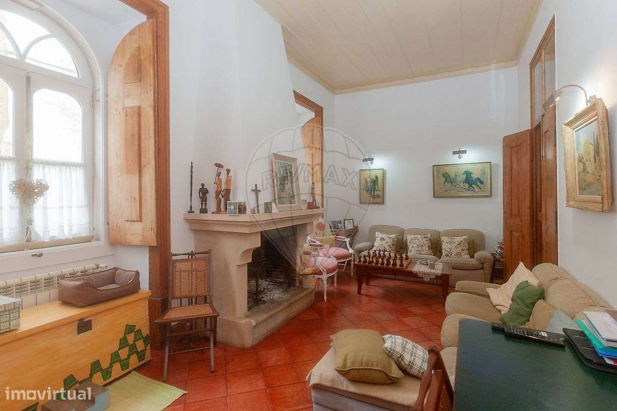 Moradia T4 para venda-6