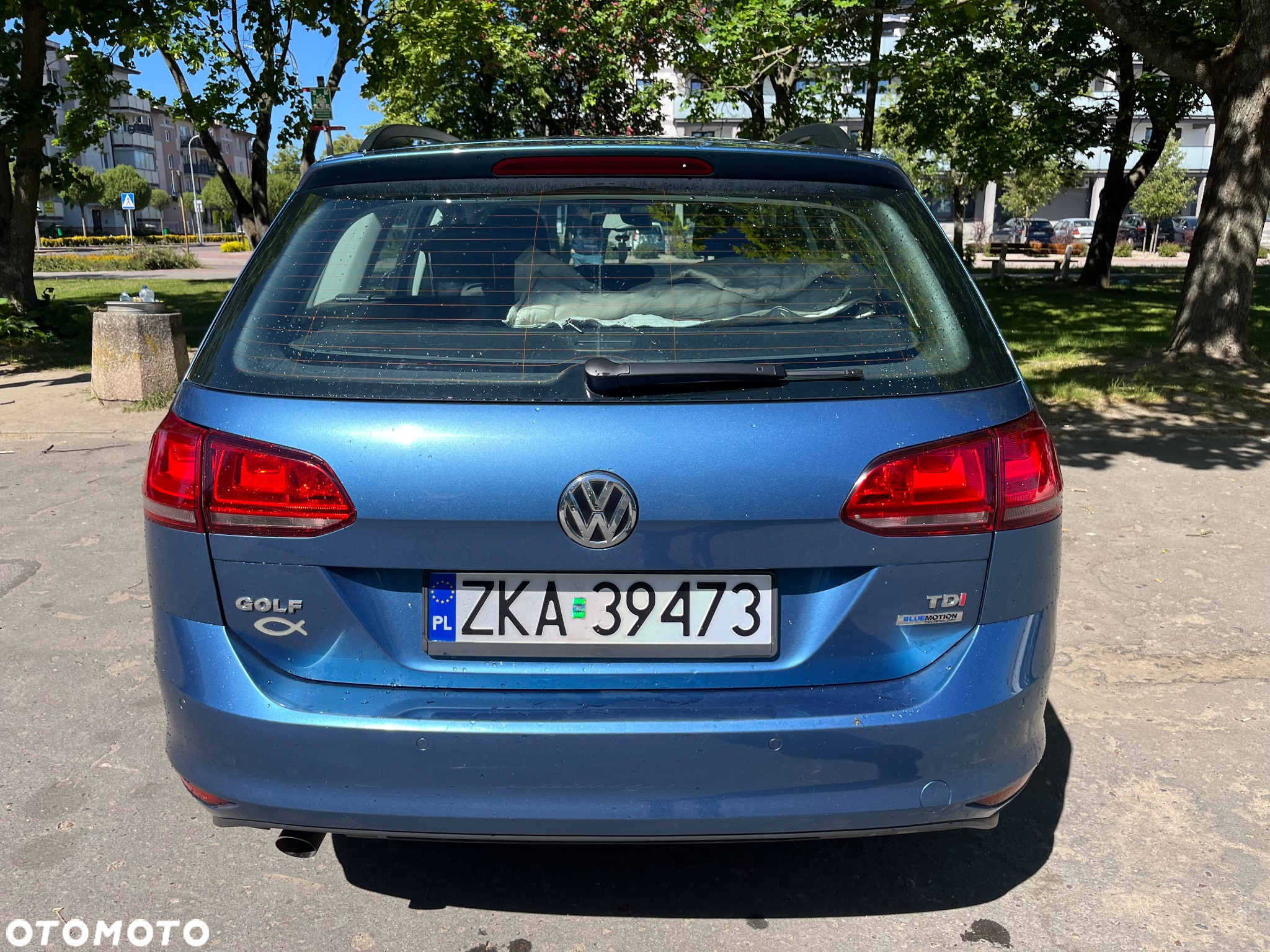 Volkswagen Golf VI 1.6 TDI BlueMot Comfortline - 6