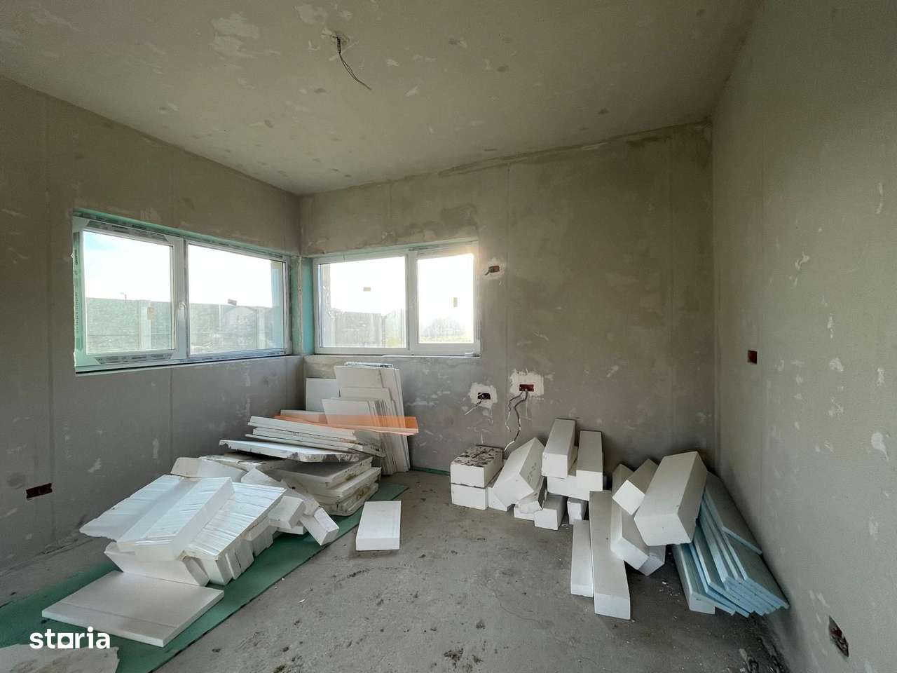 Duplex complet despartit - 3 camere - Mosnita Noua - Imagine principală: 3/14