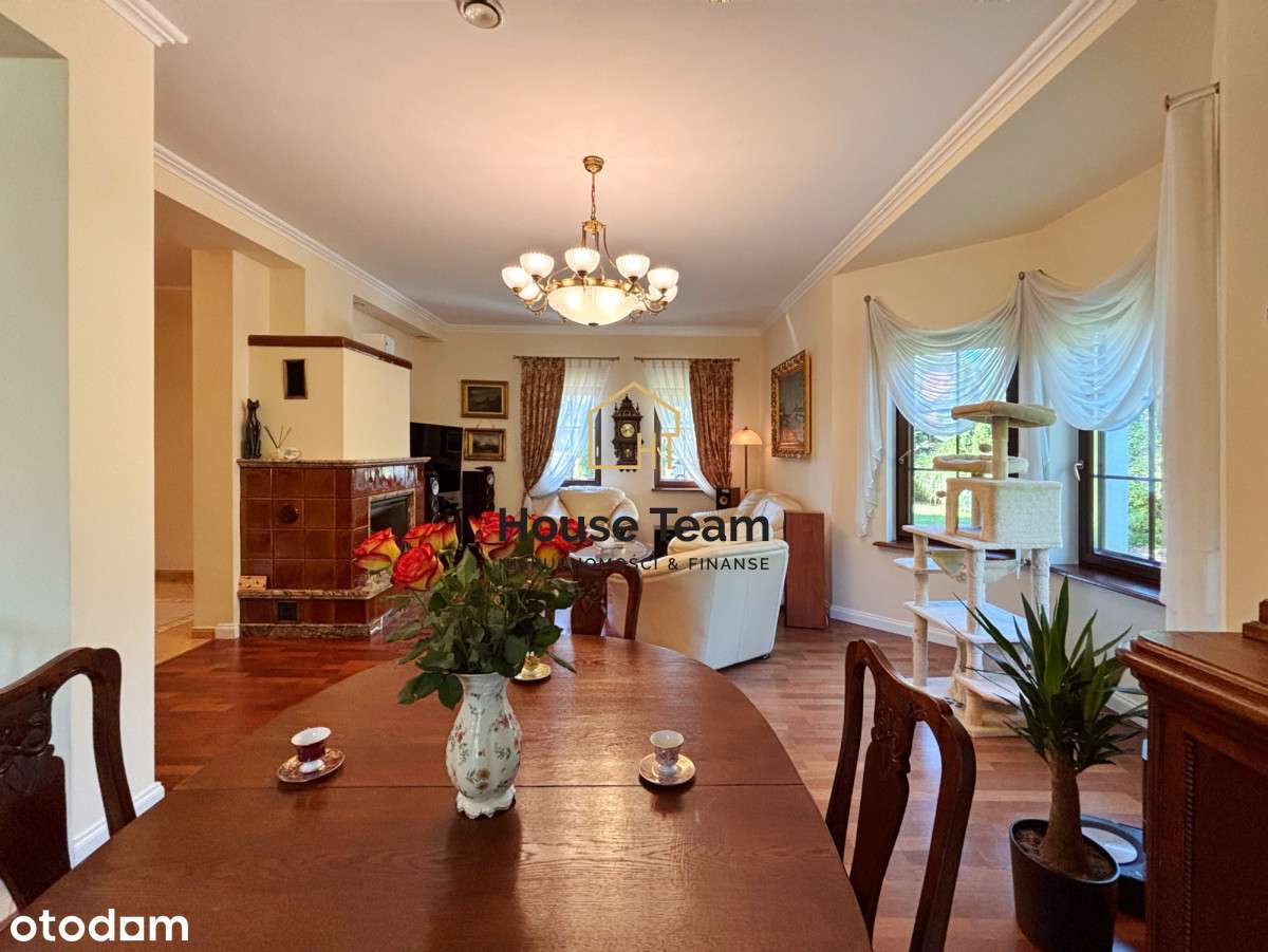 Klasyczny i stylowy dom - Niwy - 251 m2 - Pełny obrazek: 4/20