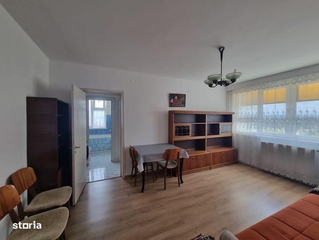 Apartament 2 camere, spatios, luminos si placut- Strada Garii-0