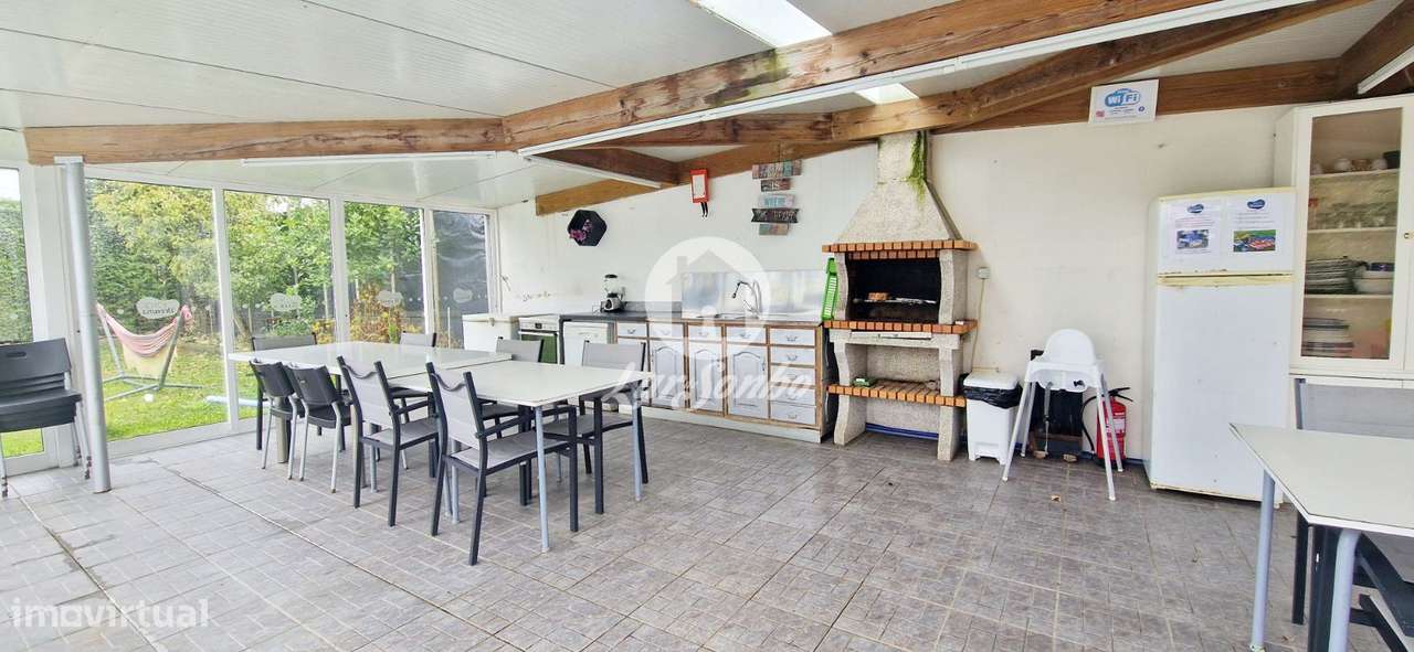 Moradia T5+4 c/piscina e espaço comercial em Rio Mau- Vila do Conde - Grande imagem: 5/32