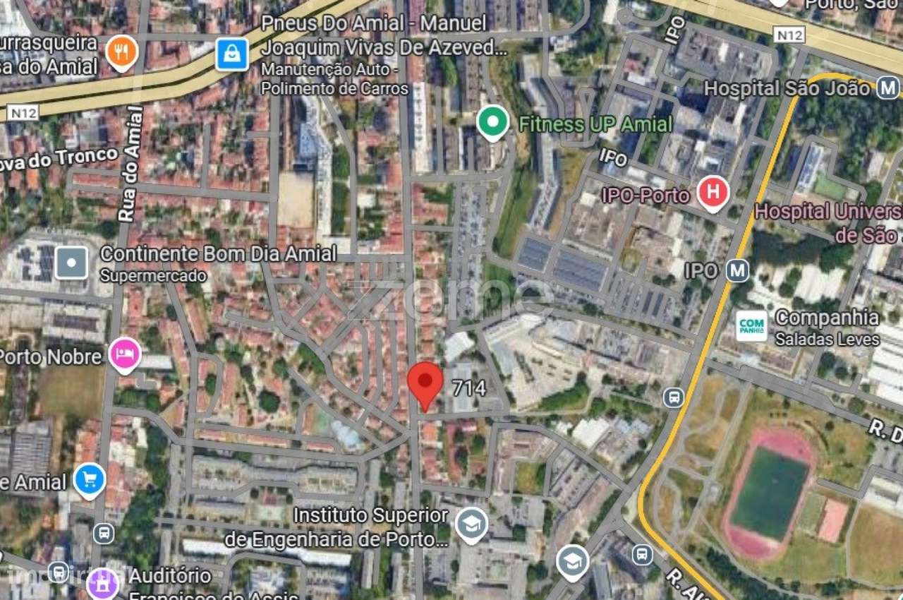 Casa T1 junto às Faculdades - Porto - Grande imagem: 2/18