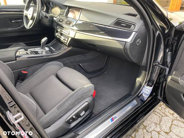 BMW Seria 5 525d xDrive - 8