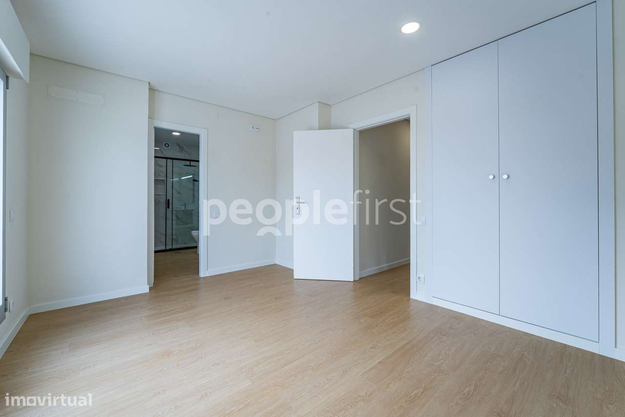 T2 Totalmente Remodelado com Terraço de 65m² e Vista Panorâmica sob...-15