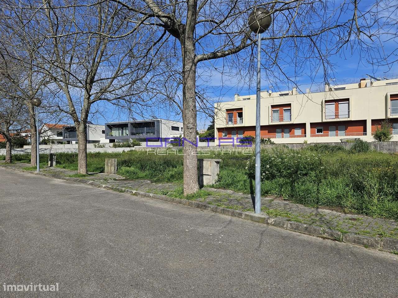 Lote de terreno com 300m2 a poucos minutos de Viana do Castelo-12