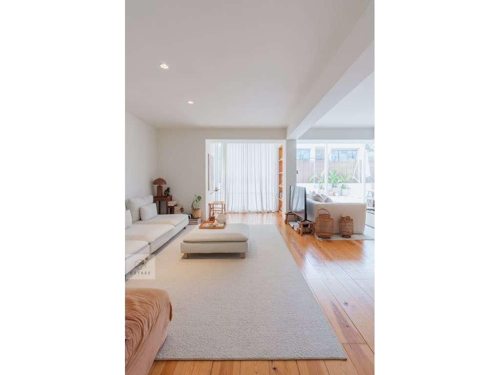 Apartamento T4 Restelo com terraço-14