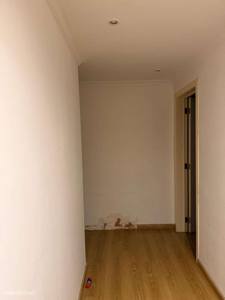 Apartamento T3 no Centro do Montijo-11