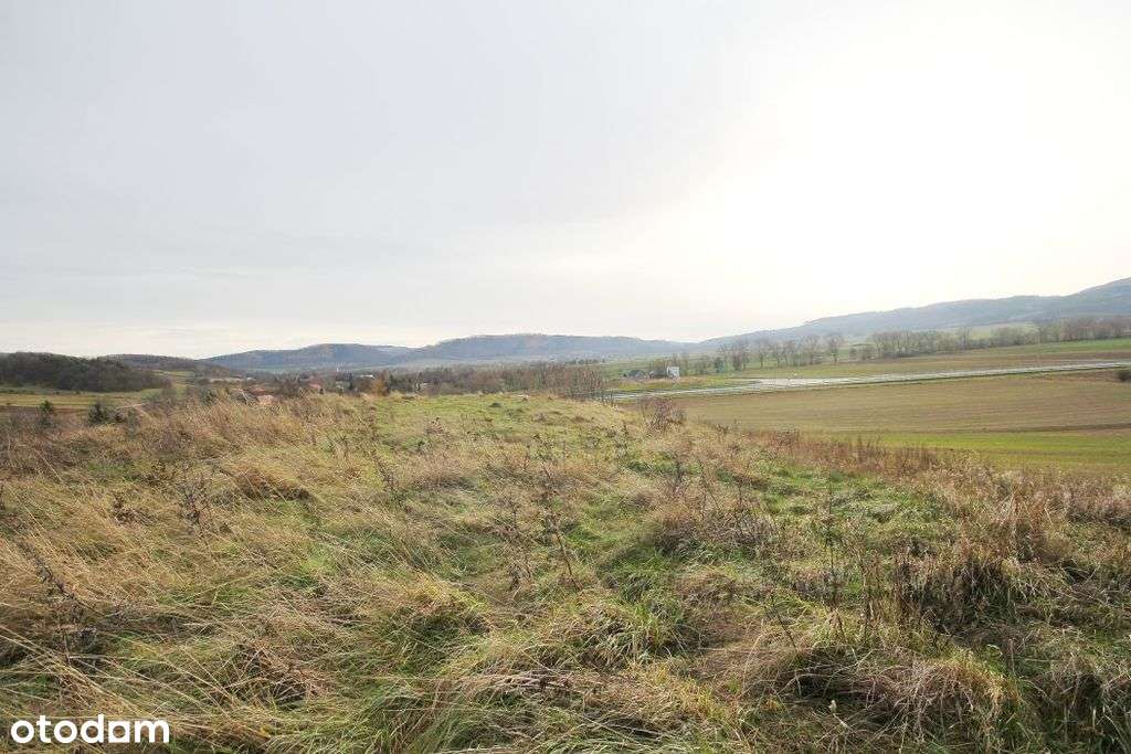 Działka z pięknym widokiem na panoramę-3