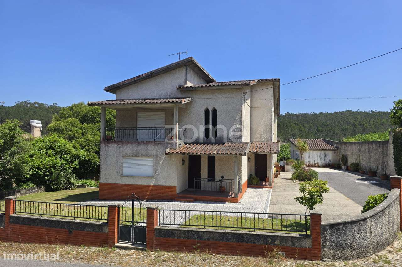 Moradia T6 + T2, Piscina e Terreno Amplo em Albergaria dos Doze - Grande imagem: 3/60