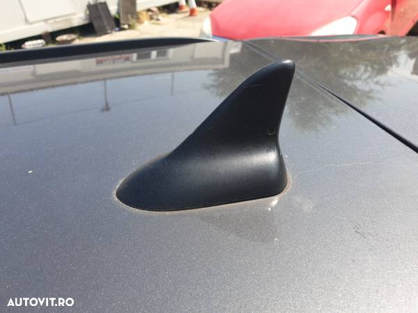 Antena Radio Tip Rechin Shark pentru modelele cu Navigatie Opel Astra J 2009 - 2015 - 1