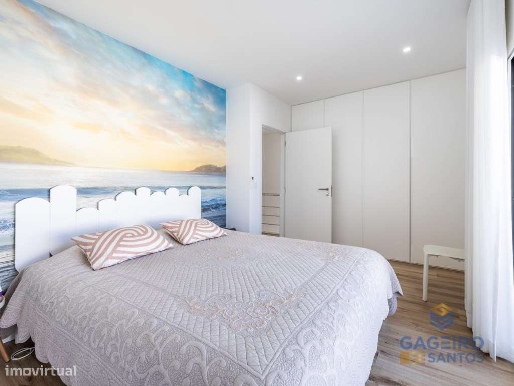 Moradia T4 - Moderna, Inteligente e Eficiente-35