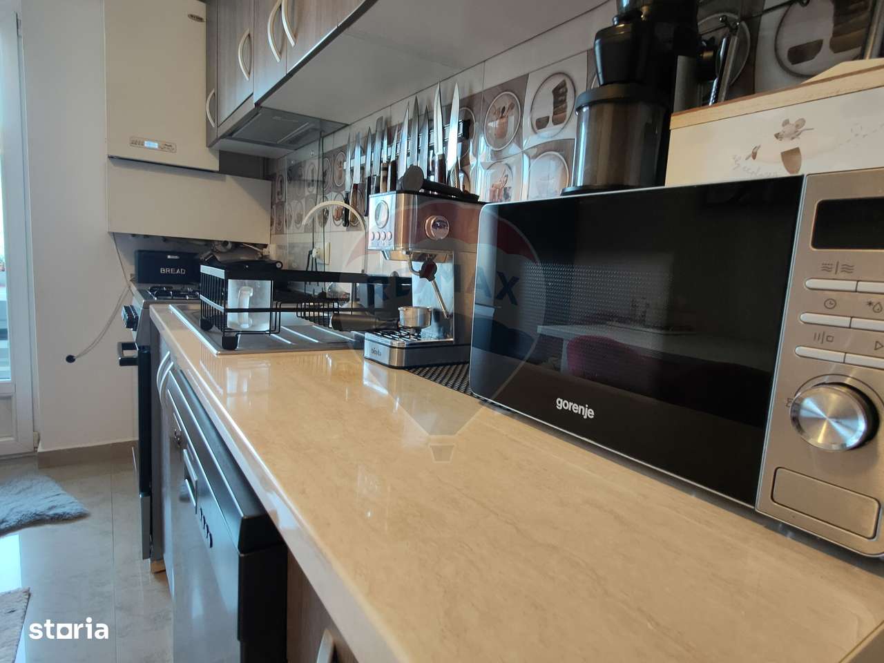 Apartament 2 dormitoare si bucatarie, parcare inclusa, 10 min de Vivo!-19