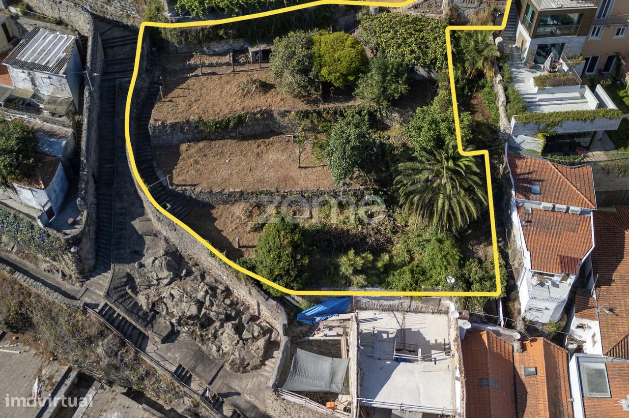 Terreno para construção em Miragaia - Grande imagem: 3/15