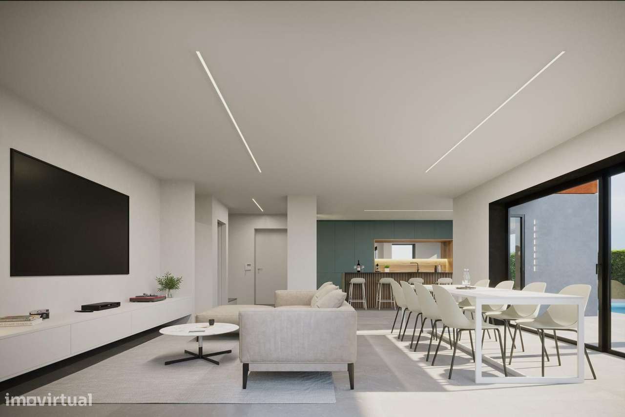 Moradia Isolada T4 com piscina, Aroeira, Almada - Grande imagem: 5/32