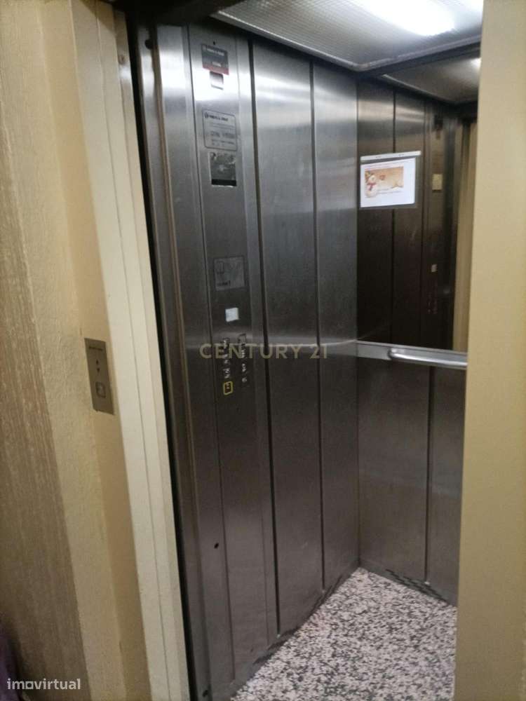T3 em condomínio fechado em Alverca - Grande imagem: 4/46