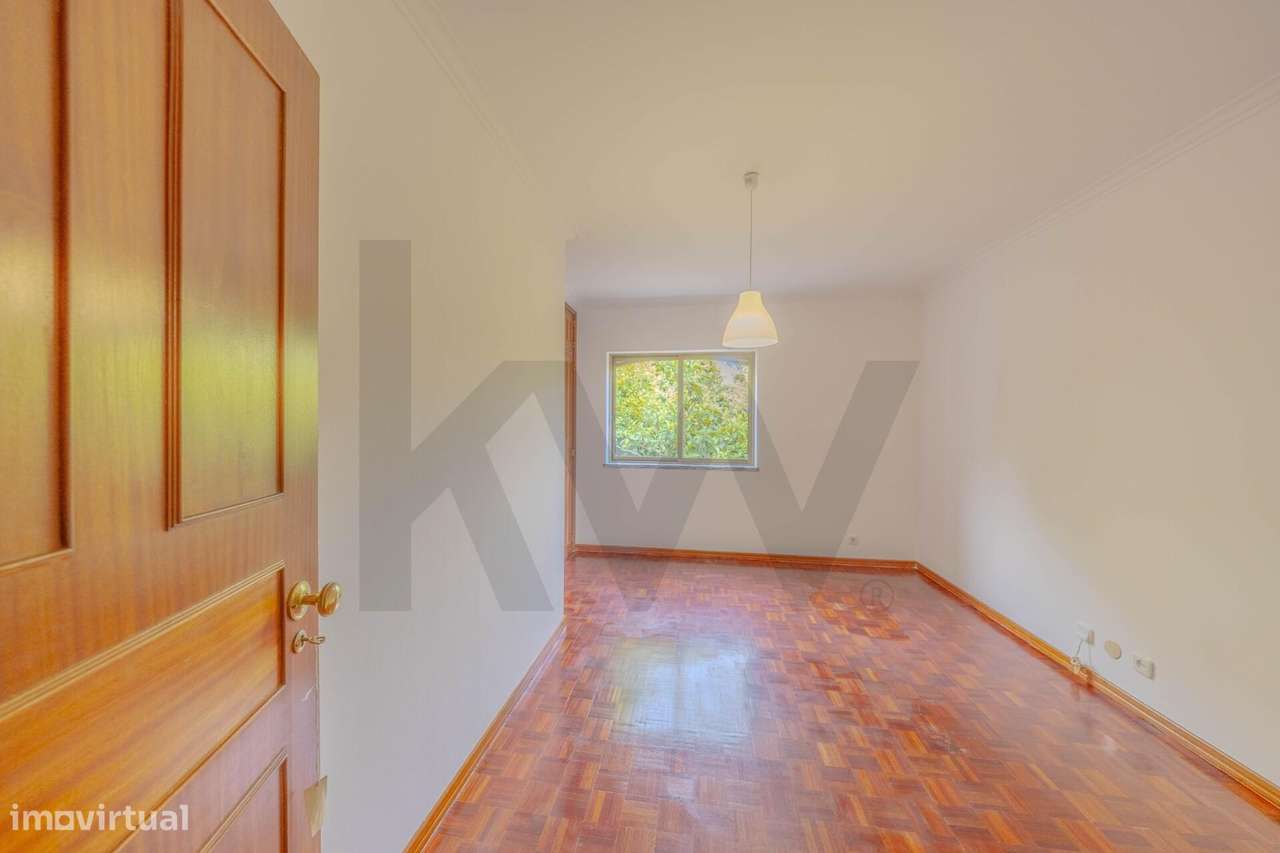 T3 + 2 Duplex com Jardim privativo e Garagem em Cascais - Carcavelos P - Grande imagem: 3/40