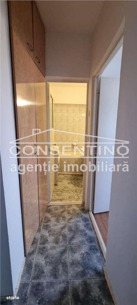 Se vinde gars. conf 1 , decomandata , liber , etj 3 , Centru -Cuza Vod - Imagine principală: 2/10