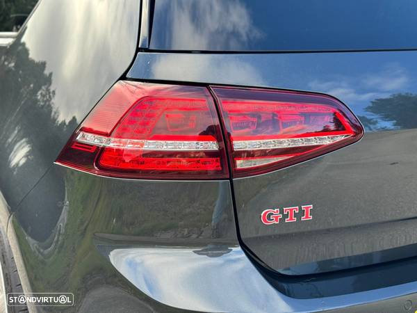 VW Golf 2.0 TSi GTi DSG Performance - 26