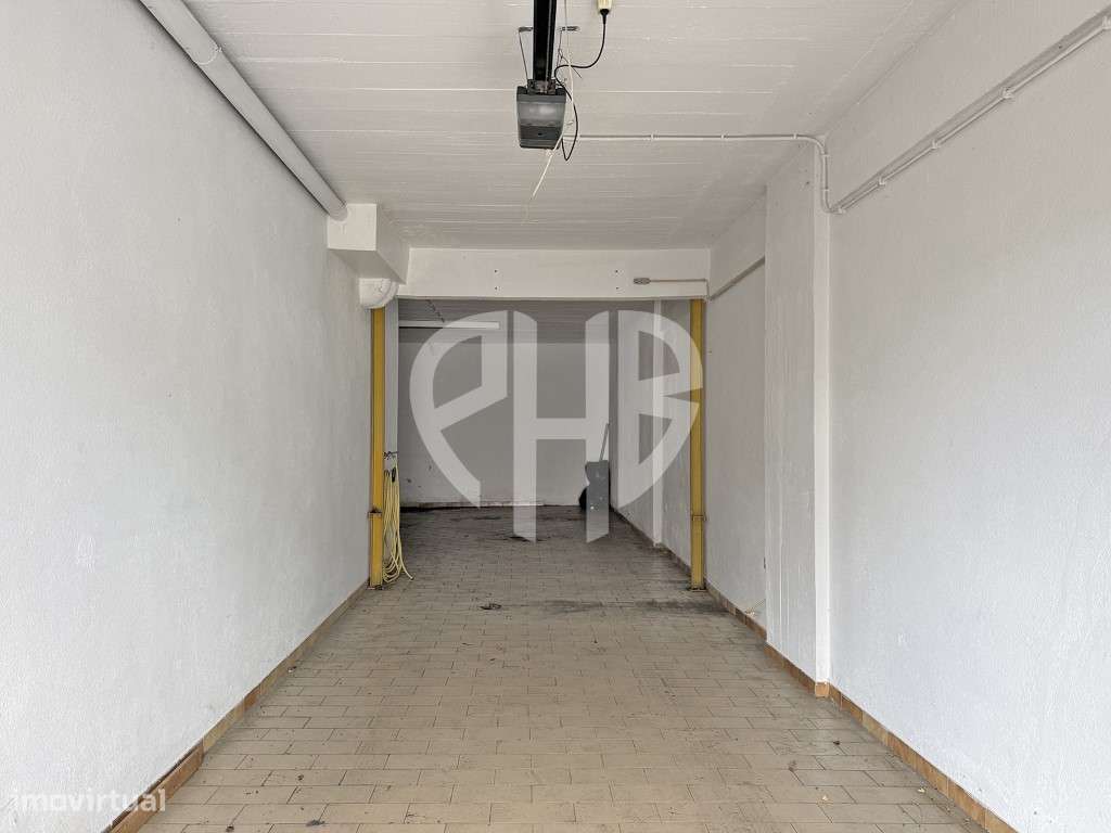 Garagem Independente à Venda - 91m² | Queluz/Belas - Grande imagem: 2/14