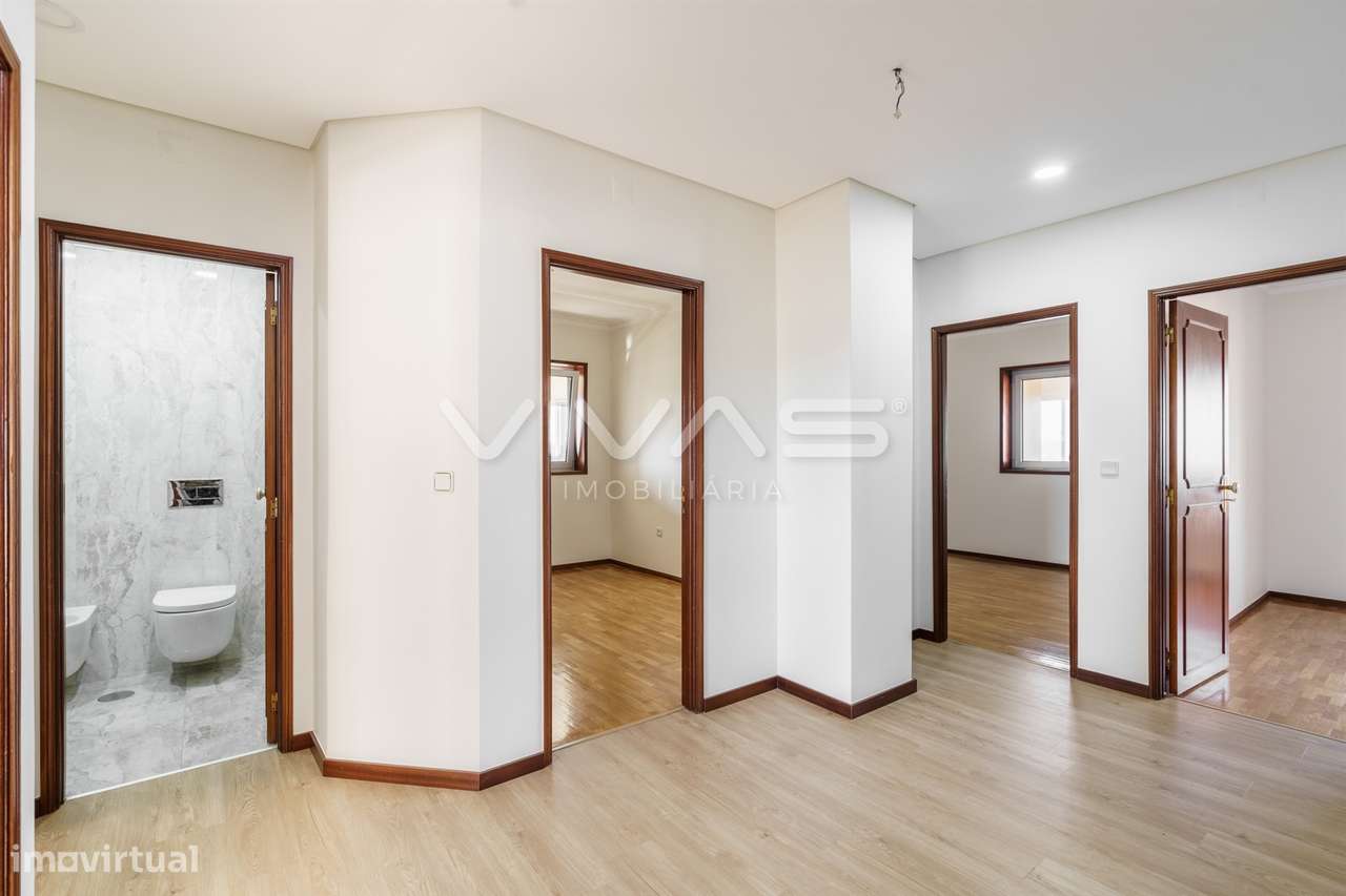 Apartamento T3 Venda em Braga (Maximinos, Sé e Cividade),Braga - Grande imagem: 5/36