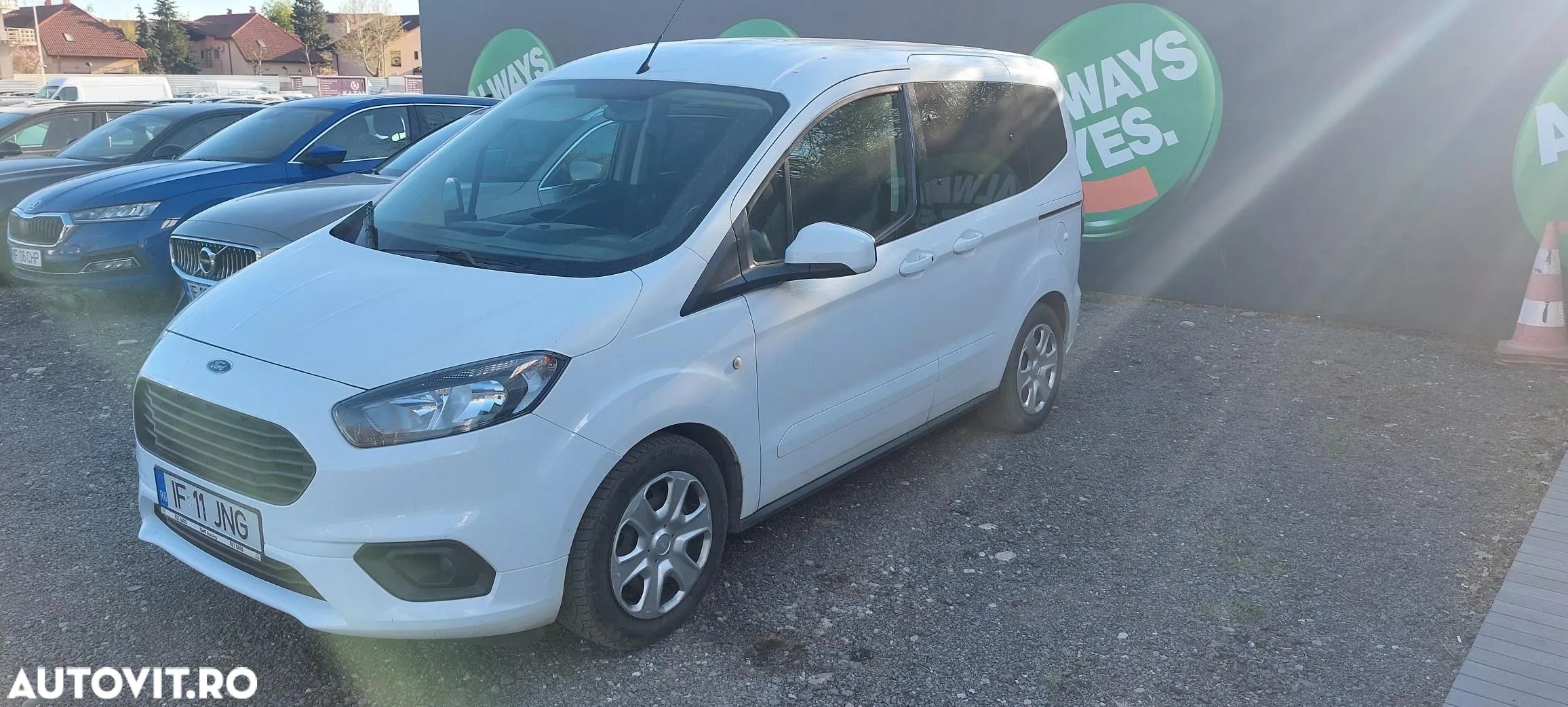 Ford Tourneo Courier 1.5 TDCi Trend - 1