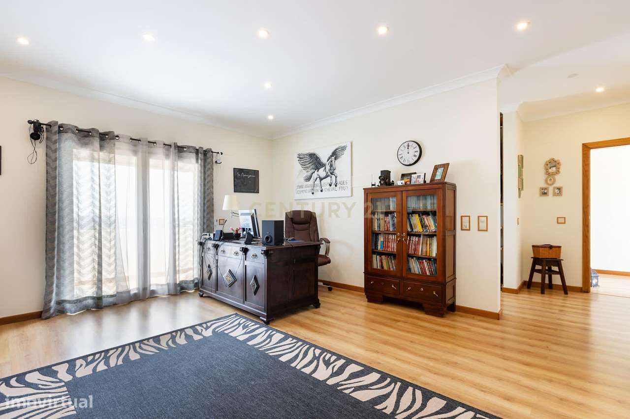 VENDA MORADIA T4 BARRIL- ENCARNAÇÃO -MAFRA-23