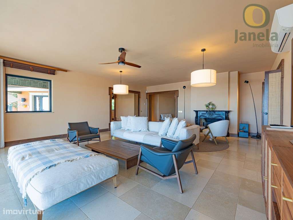 Encantadora Moradia T5 com vista Mar e Golfe, inserida num cenário ...-32
