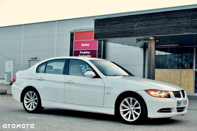 BMW Seria 3 335i xDrive Sport-Aut Luxury Line - 12