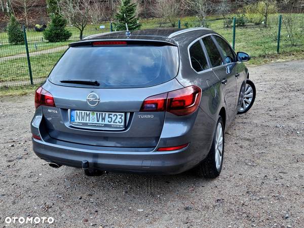 Opel Astra 1.4 Turbo Sports Tourer Design Edition - 1