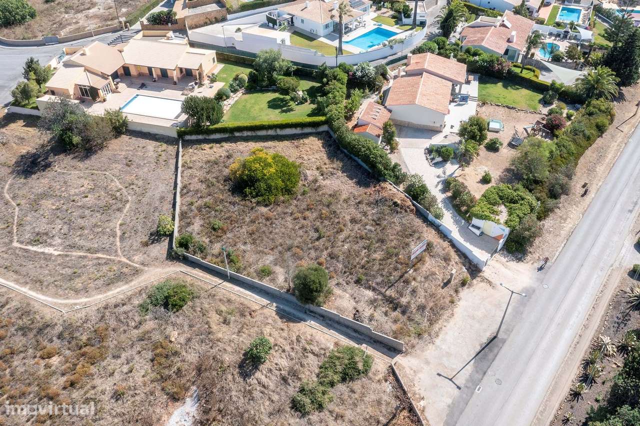 TERRENO URBANO BEM POSICIONADO EM MONTINHOS DA LUZ - Grande imagem: 4/9