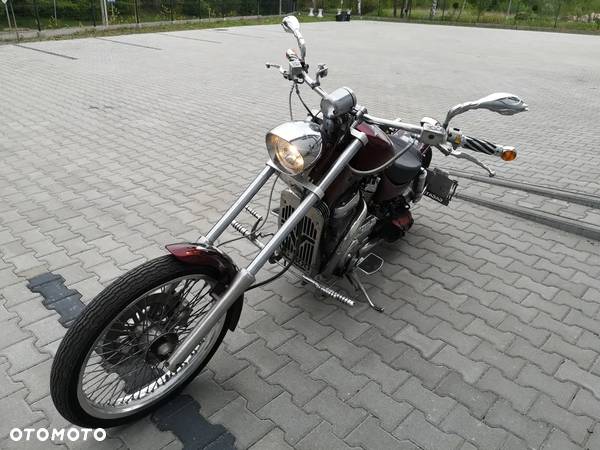 Suzuki Intruder - 2