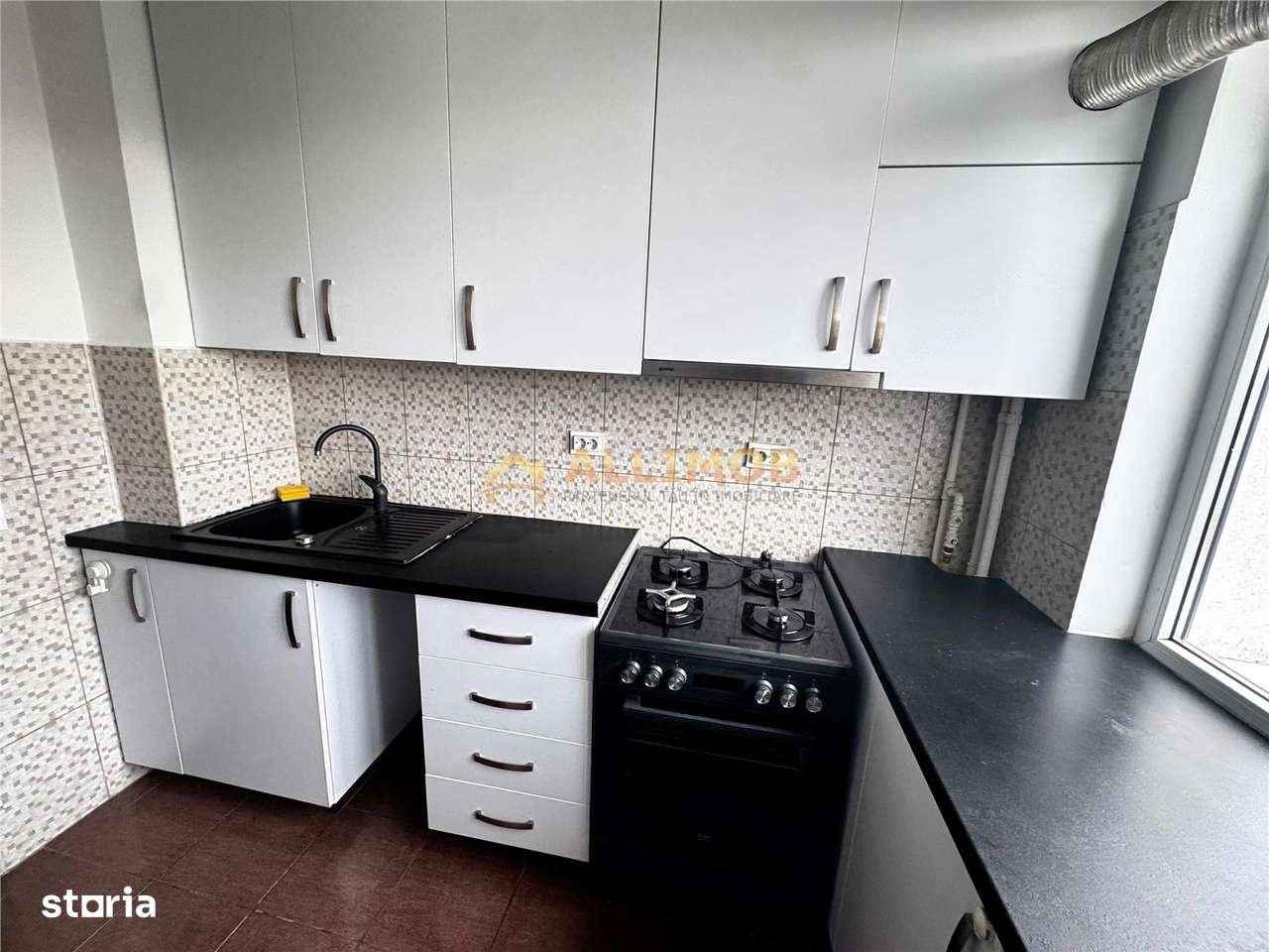 Apartament 3 camere de vânzare în Ploiesti, zona Andrei Muresanu – 54-7