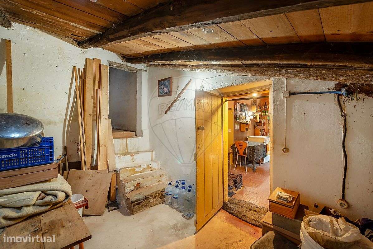 Moradia T4 para venda-12