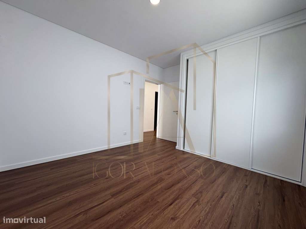 Moradia Térrea T4, com 4 Suites - Pronta a Escriturar-18