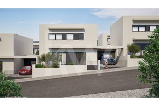 Moradia em Construção - Empreendimento Villas do Olival, Apelação, Lou