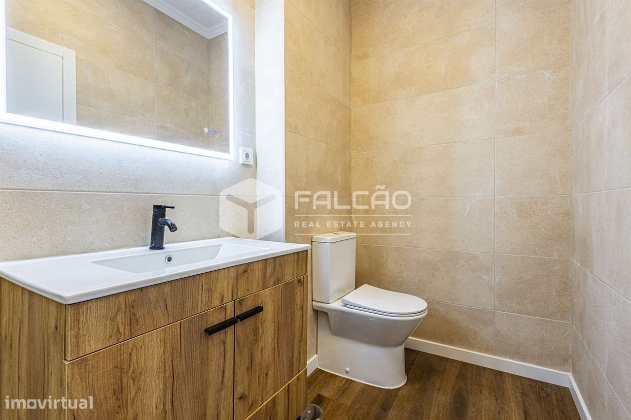Apartamento T2 Venda em Santarém (Marvila), Santa Iria da Ribeira de S-24