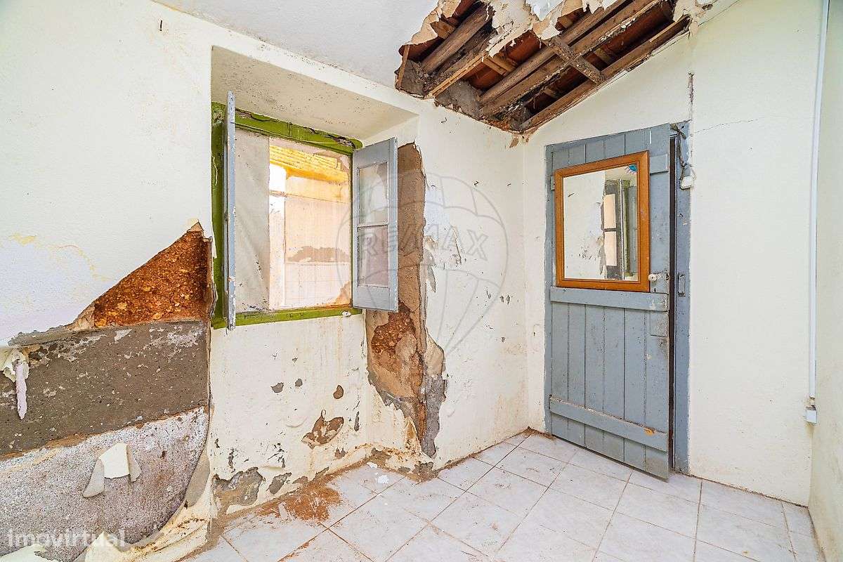 Moradia T2 para venda-12