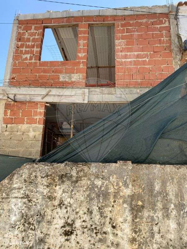 Moradia T1 para venda - Grande imagem: 4/16