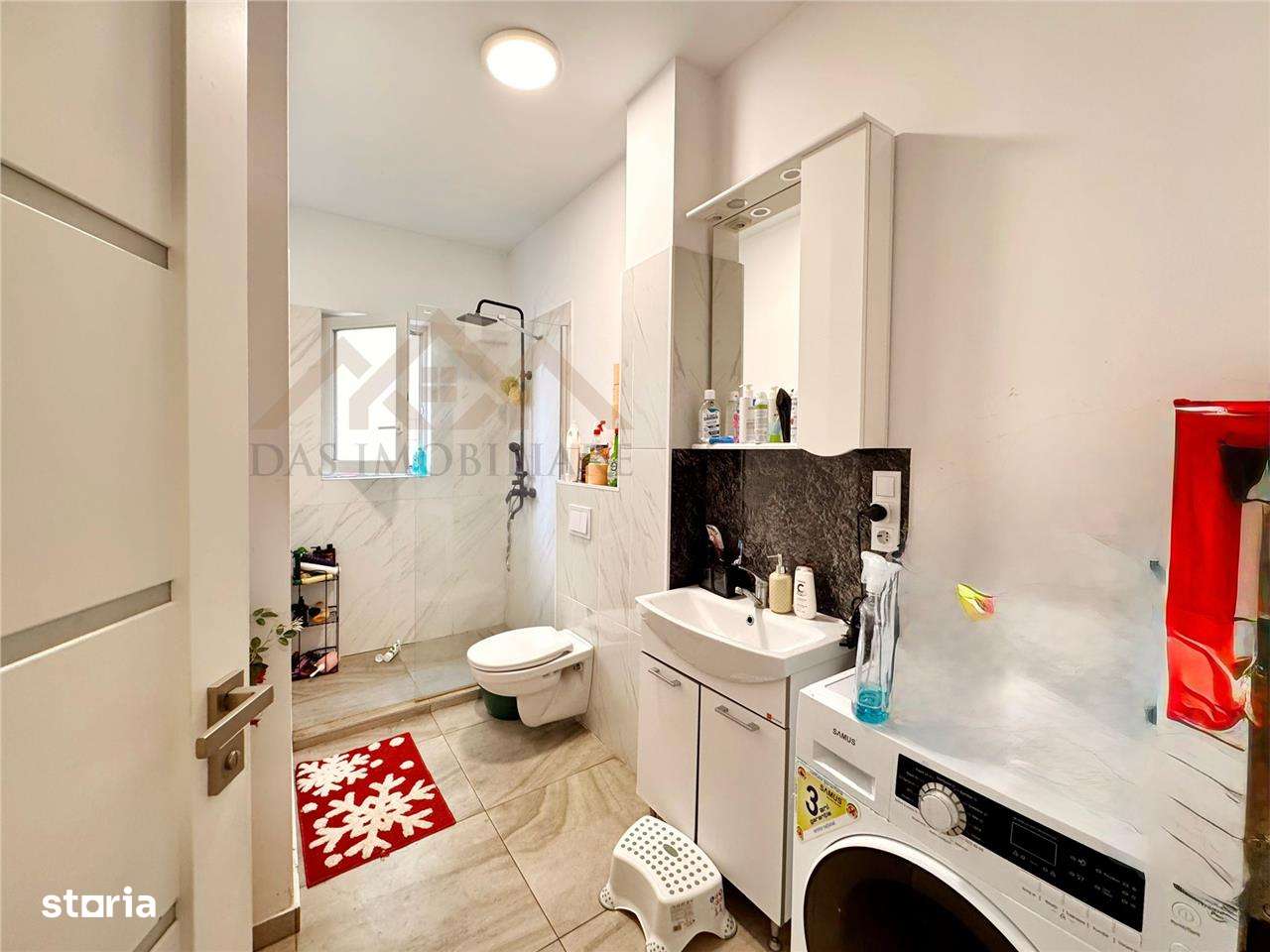 Apartament 3 camere, cu curte generoasa, zona Lamaitei - Imagine principală: 5/9