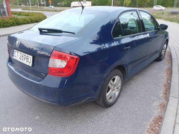 Skoda RAPID 1.6 TDI DPF Edition - 2