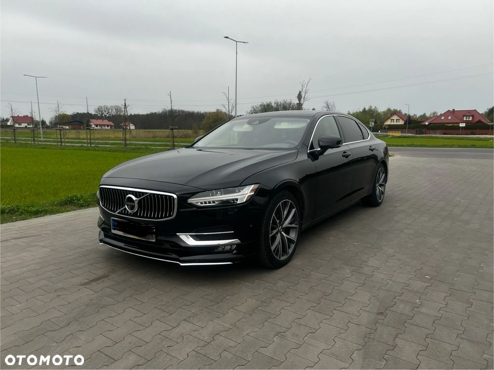 Volvo S90