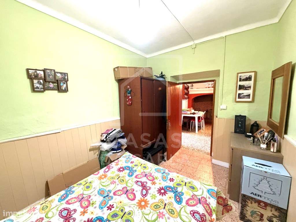 Moradia T4 com quintal e piscina em Vila Ruiva-11