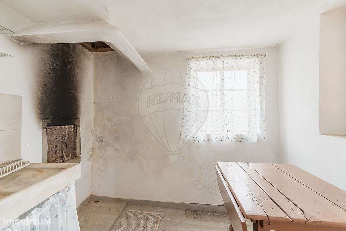 Moradia T2 para venda-19