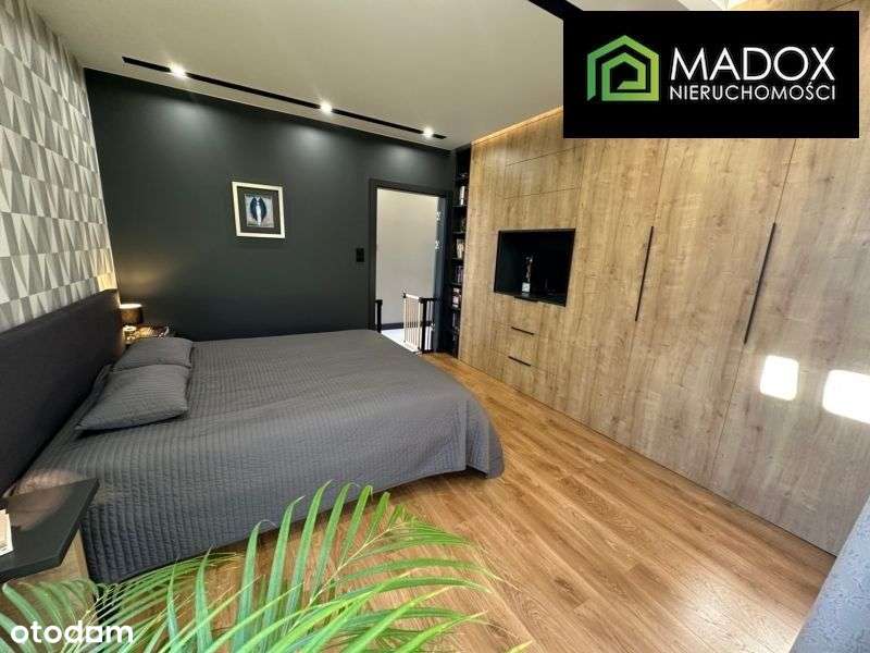 Dom, 240,82 m², Konopiska-8