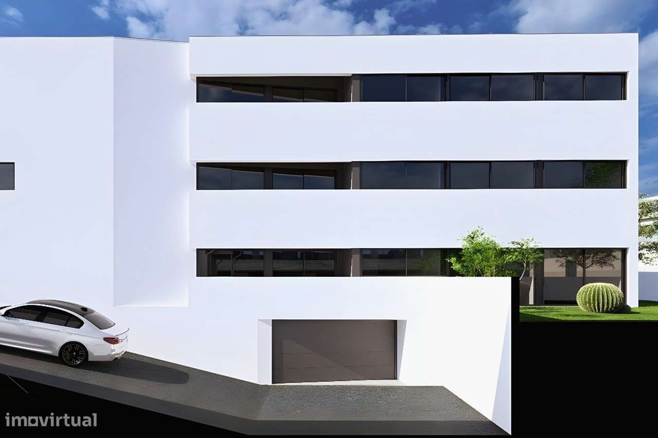 Apartamento T2 de qualidade superior, situado a 5 minutos da praia-10