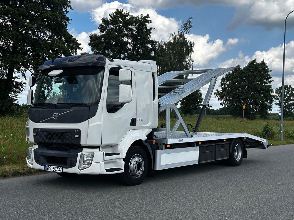 Volvo FL 2014